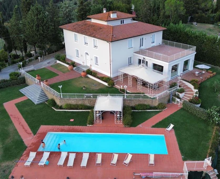 Villa Belsole Dell 800 Con Piscina Riscaldata 1 Aprile Al 30 Settembre E Colonnina Elettrica Per Auto Чертальдо Екстер'єр фото