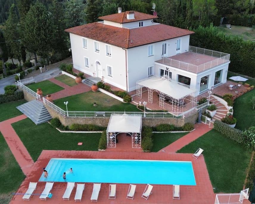 Villa Belsole Dell 800 Con Piscina Riscaldata 1 Aprile Al 30 Settembre E Colonnina Elettrica Per Auto Чертальдо Екстер'єр фото