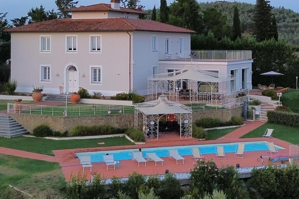 Villa Belsole Dell 800 Con Piscina Riscaldata 1 Aprile Al 30 Settembre E Colonnina Elettrica Per Auto Чертальдо Екстер'єр фото